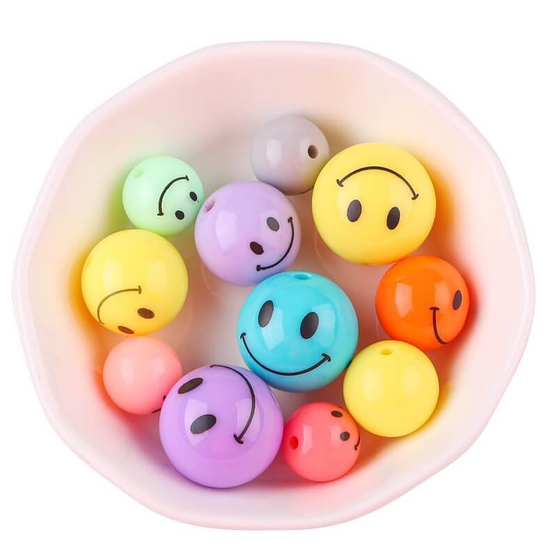 A256-(12-18MM)Cuentas Acrílicas Cara Sonriente (Juego de 9 Cuadrados)