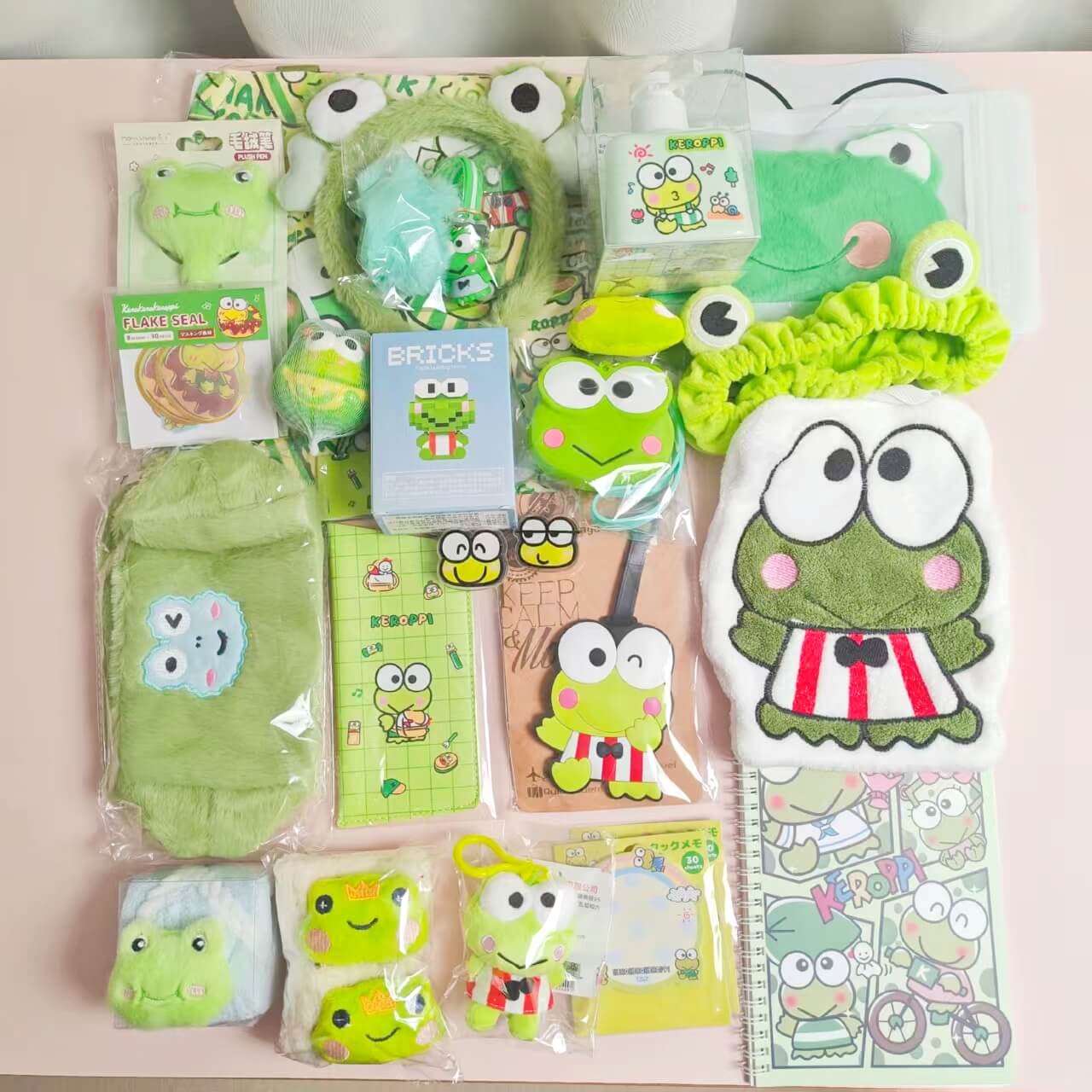 Gift Box (25 items in a box)